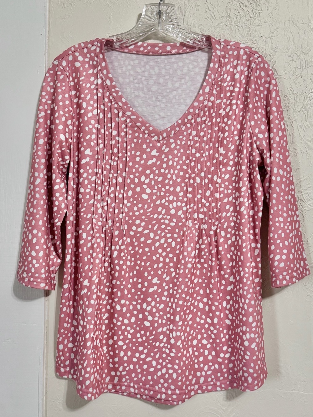 Two Blouses Aqua Paisley Grommet Sleeve & Pink Polka Dot V-neck NWT - Picture 9 of 13